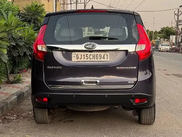 Used Mahindra Marazzo [2018-2020] M8 7 STR in Surat