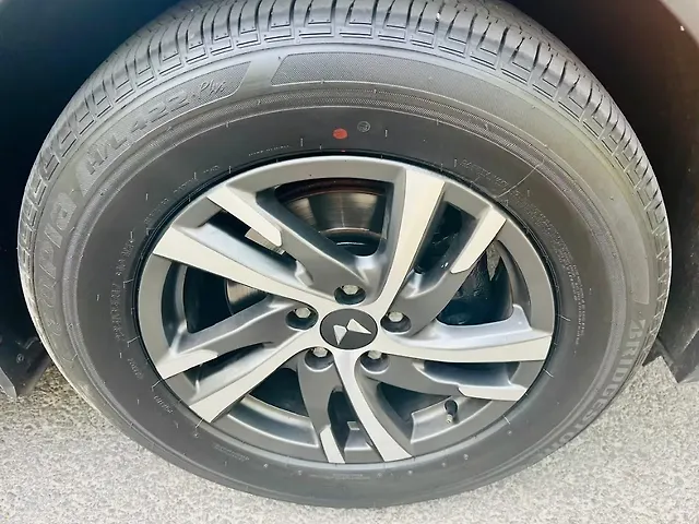 Used Mahindra XUV700 AX 5 Diesel AT 5 STR [2021] in Chandigarh