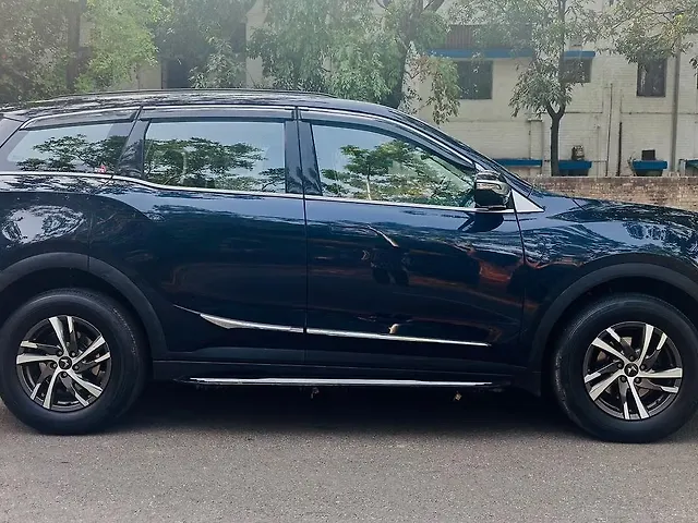 Used Mahindra XUV700 AX 5 Diesel AT 5 STR [2021] in Chandigarh