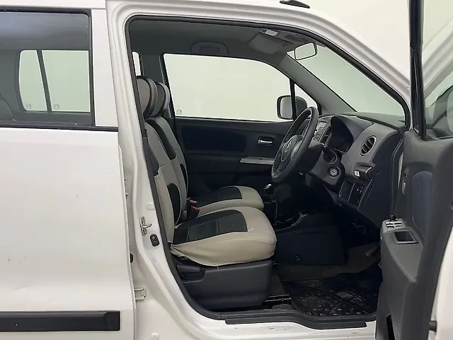 Used Maruti Suzuki Wagon R 1.0 [2010-2013] VXi in Ahmedabad