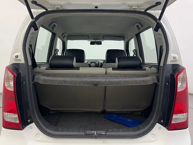 Used Maruti Suzuki Wagon R 1.0 [2010-2013] VXi in Ahmedabad