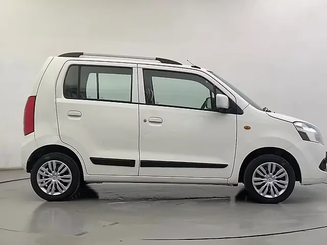 Used Maruti Suzuki Wagon R 1.0 [2010-2013] VXi in Ahmedabad