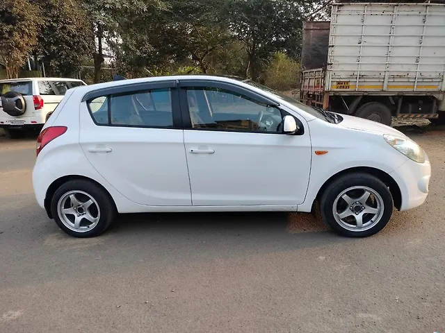 Used Hyundai i20 [2008-2010] Magna 1.2 in Kolhapur
