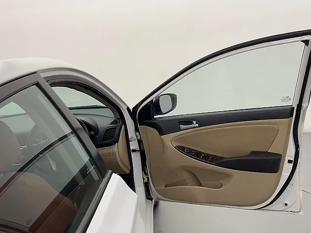 Used Hyundai Verna [2011-2015] Fluidic 1.6 VTVT SX Opt in Ghaziabad