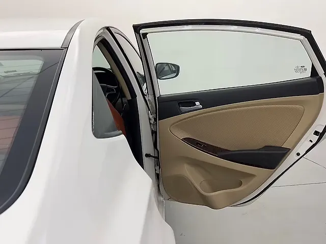 Used Hyundai Verna [2011-2015] Fluidic 1.6 VTVT SX Opt in Ghaziabad
