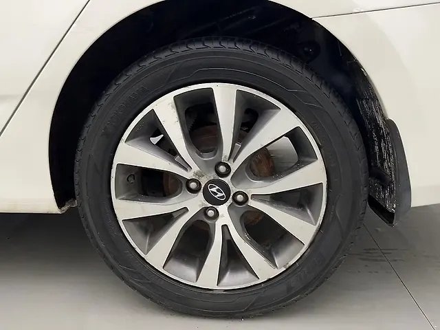 Used Hyundai Verna [2011-2015] Fluidic 1.6 VTVT SX Opt in Ghaziabad