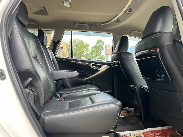 Used Toyota Innova Crysta [2016-2020] 2.4 ZX 7 STR [2016-2020] in Bangalore