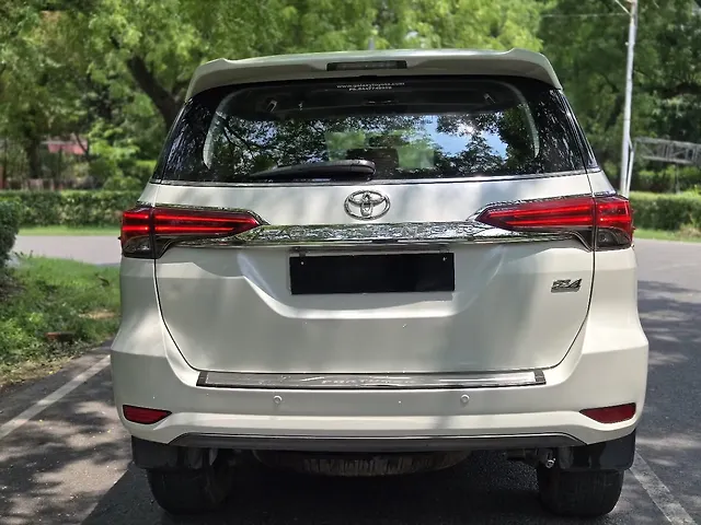 Used Toyota Fortuner [2016-2021] 2.8 4x4 AT [2016-2020] in Delhi