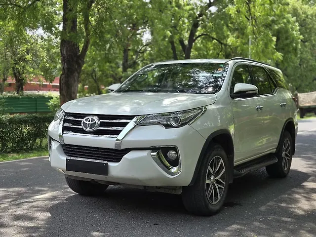 Used Toyota Fortuner [2016-2021] 2.8 4x4 AT [2016-2020] in Delhi