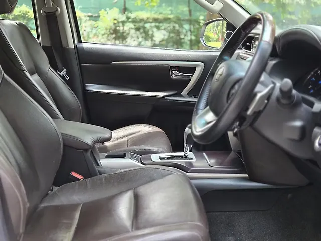 Used Toyota Fortuner [2016-2021] 2.8 4x4 AT [2016-2020] in Delhi