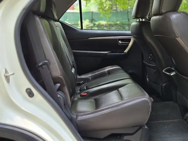 Used Toyota Fortuner [2016-2021] 2.8 4x4 AT [2016-2020] in Delhi