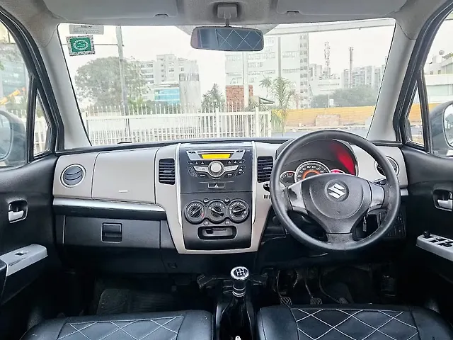Used Maruti Suzuki Wagon R 1.0 [2014-2019] VXI in Ahmedabad