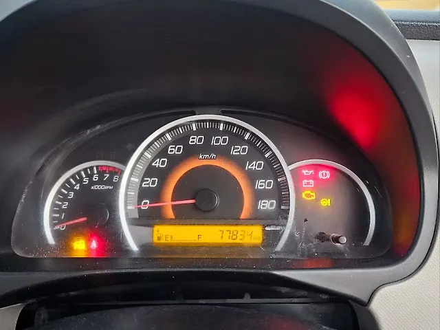 Used Maruti Suzuki Wagon R 1.0 [2014-2019] VXI in Ahmedabad