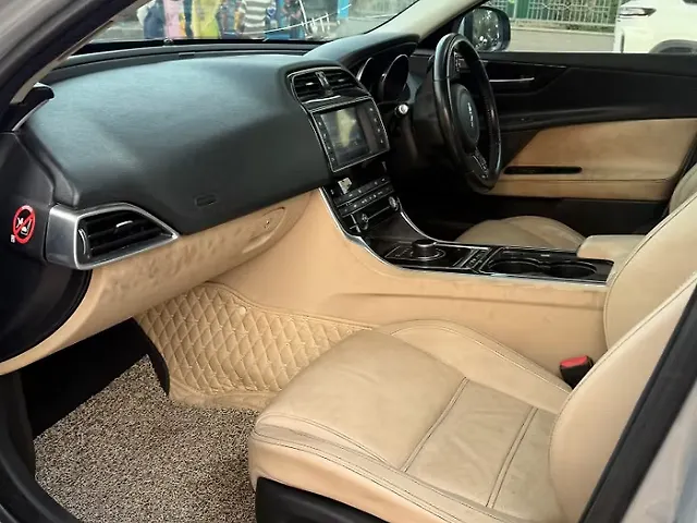 Used Jaguar XE [2016-2019] Pure Diesel in Delhi