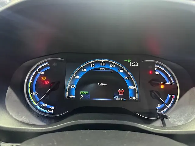 Used Toyota Innova Hycross ZX Hybrid 7 STR in Delhi