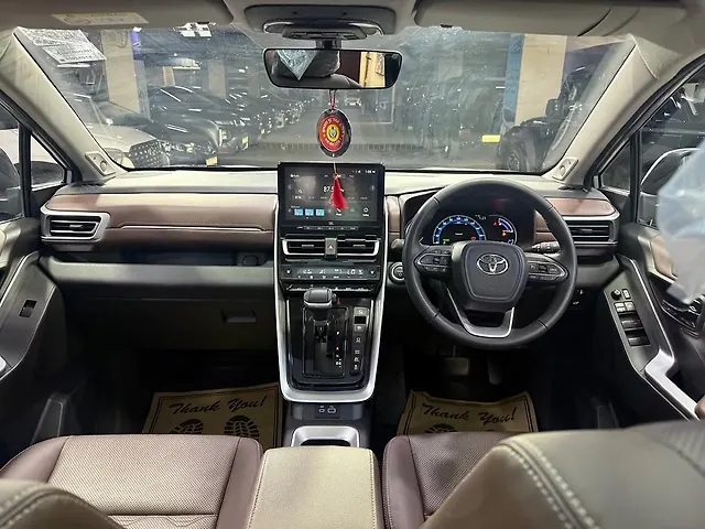 Used Toyota Innova Hycross ZX Hybrid 7 STR in Delhi