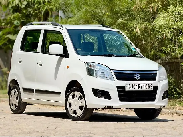 Used Maruti Suzuki Wagon R 1.0 [2014-2019] VXI AMT in Ahmedabad