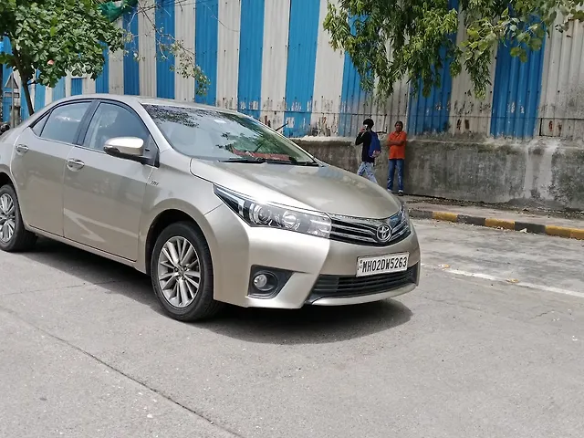 Used 2015 Toyota Corolla Altis in Mumbai