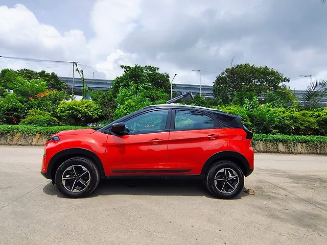 Used Tata Nexon Fearless Plus (S) 1.2 Petrol 7DCA Dual Tone [2023-2025] in Mumbai