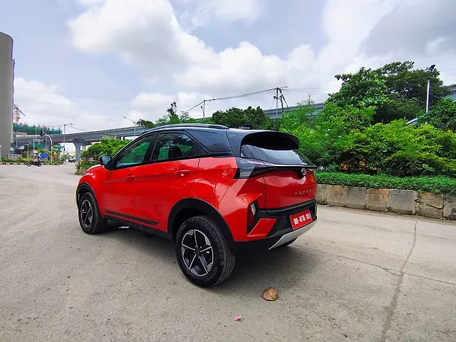 Used Tata Nexon Fearless Plus (S) 1.2 Petrol 7DCA Dual Tone [2023-2025] in Mumbai