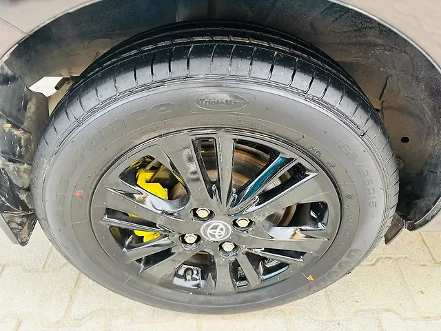 Used Toyota Yaris V MT in Guwahati