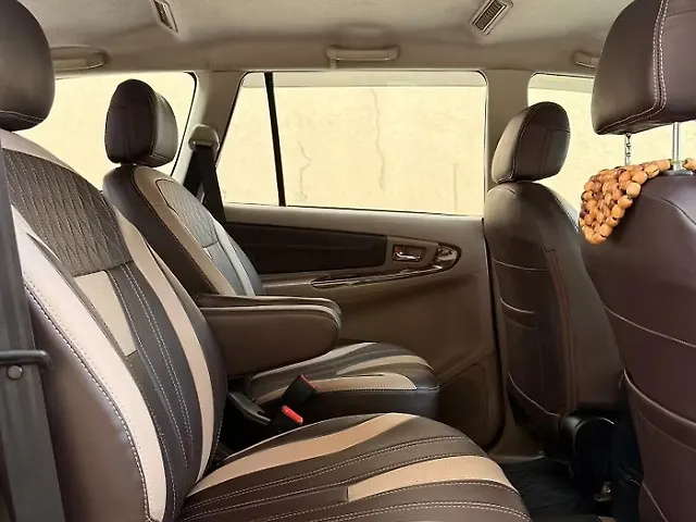 Used Toyota Innova [2013-2014] 2.5 VX 7 STR BS-IV in Mumbai