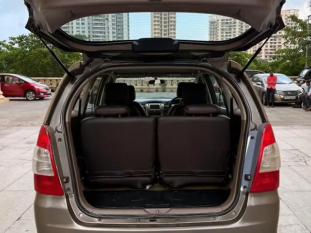Used Toyota Innova [2013-2014] 2.5 VX 7 STR BS-IV in Mumbai