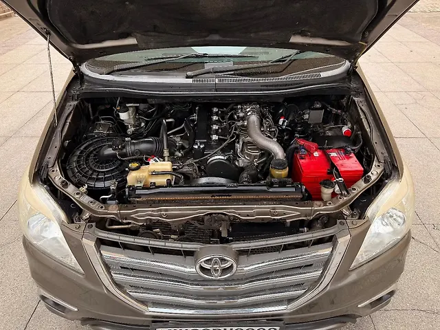 Used Toyota Innova [2013-2014] 2.5 VX 7 STR BS-IV in Mumbai