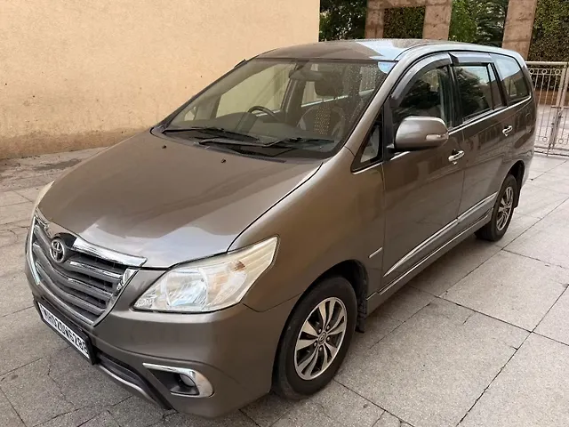 Used Toyota Innova [2013-2014] 2.5 VX 7 STR BS-IV in Mumbai