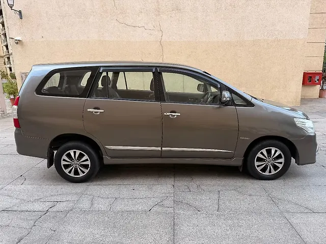Used Toyota Innova [2013-2014] 2.5 VX 7 STR BS-IV in Mumbai