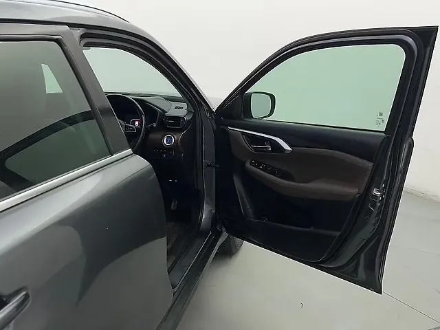 Used Toyota Urban Cruiser Hyryder V Hybrid [2022-2023] in Ghaziabad