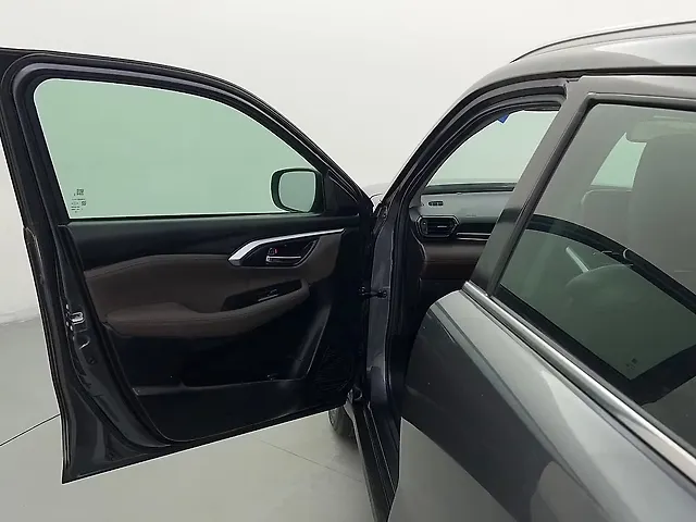 Used Toyota Urban Cruiser Hyryder V Hybrid [2022-2023] in Ghaziabad
