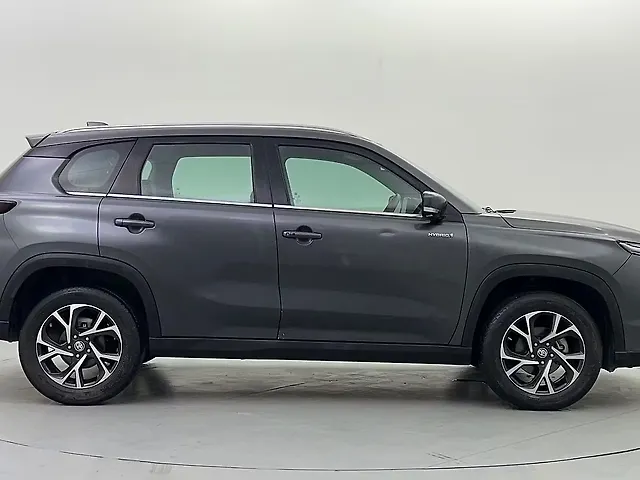 Used Toyota Urban Cruiser Hyryder V Hybrid [2022-2023] in Ghaziabad
