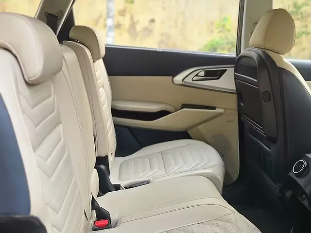 Used Kia Carens [2022-2023] Luxury Plus 1.4 Petrol 7 STR in Delhi