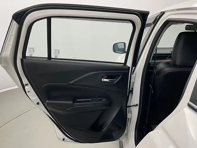Used Maruti Suzuki Swift VXi (O) in Jaipur