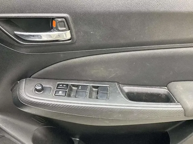 Used Maruti Suzuki Swift [2018-2021] VXi AMT in Hyderabad