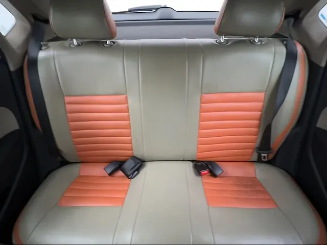 Used Volkswagen Polo [2012-2014] Highline1.2L (P) in Faridabad