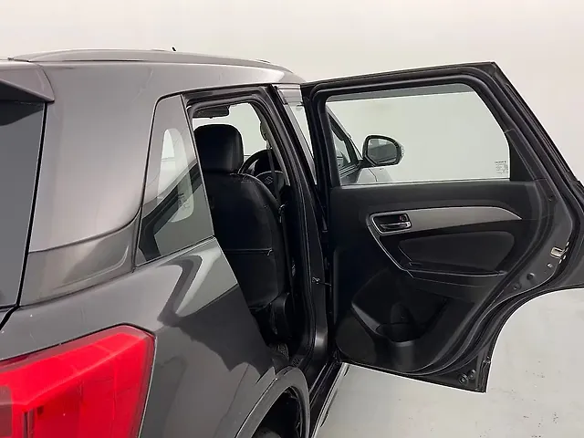 Used Maruti Suzuki Vitara Brezza [2016-2020] ZDi Plus in Lucknow