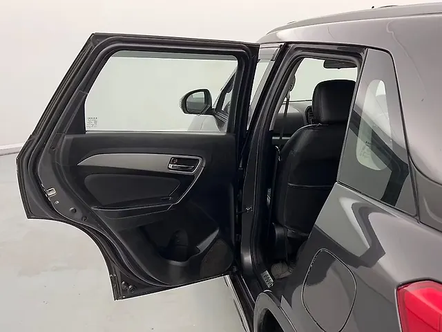 Used Maruti Suzuki Vitara Brezza [2016-2020] ZDi Plus in Lucknow