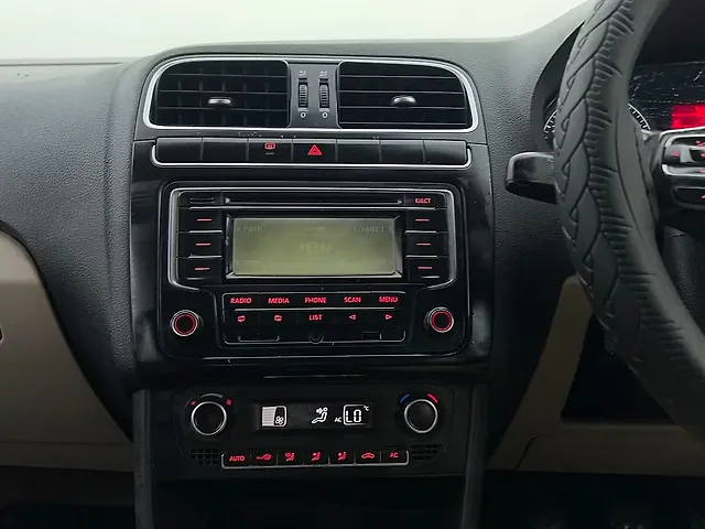 Used Volkswagen Polo [2012-2014] Highline1.2L (P) in Delhi