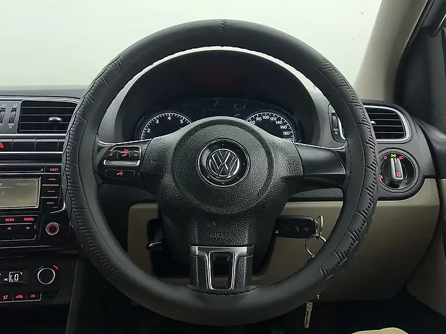 Used Volkswagen Polo [2012-2014] Highline1.2L (P) in Delhi