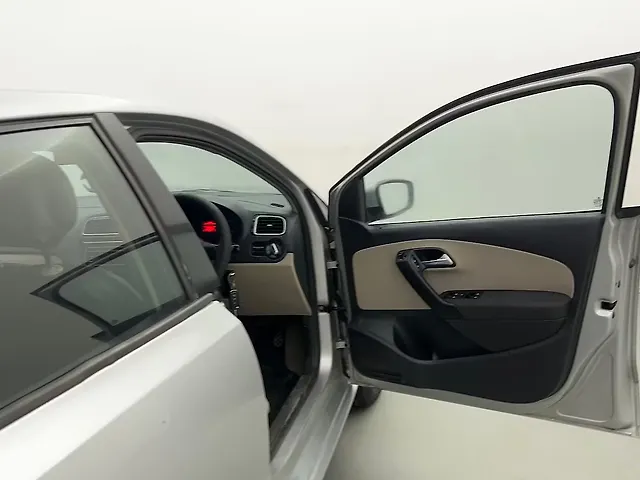 Used Volkswagen Polo [2012-2014] Highline1.2L (P) in Delhi