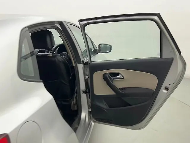 Used Volkswagen Polo [2012-2014] Highline1.2L (P) in Delhi