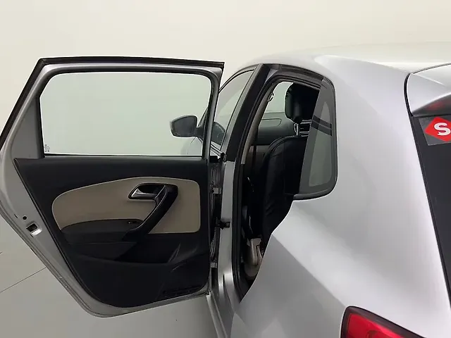 Used Volkswagen Polo [2012-2014] Highline1.2L (P) in Delhi