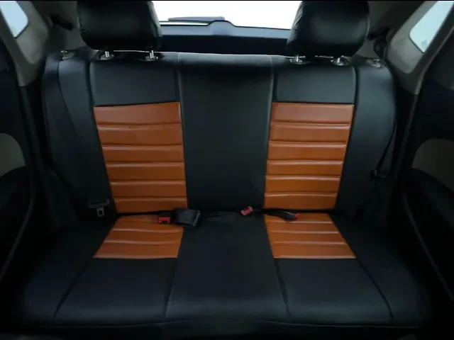 Used Volkswagen Polo [2012-2014] Highline1.2L (P) in Delhi