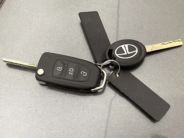 Used Tata Tiago [2016-2020] Revotron XT [2016-2019] in Delhi
