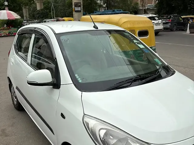 Used 2013 Hyundai i10 in Delhi