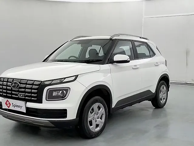 Used 2022 Hyundai Venue in Lucknow
