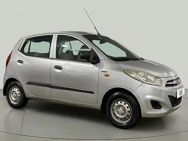 Used 2013 Hyundai i10 in Delhi