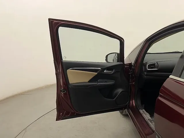 Used Honda Jazz V CVT in Pune